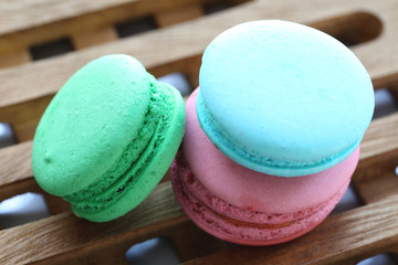 Macaroons.