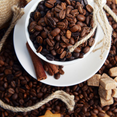 Roasted coffee beans