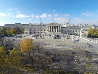 Obraz premium Austrian Parliament in Vienna