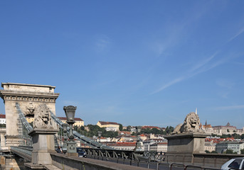 Obraz premium Chain bridge with lion statues Budapest