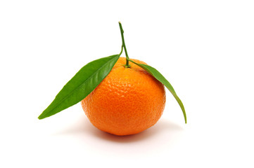 tangerine with leaf