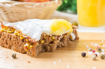 Sandwich with fried egg