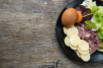 egg tofu and pork with raw