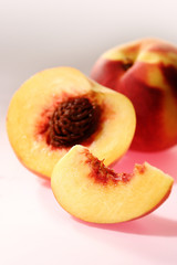 Peaches with defocus