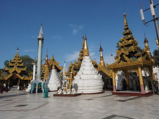 Fototapeta na wymiar Shwedagon en Myanmar