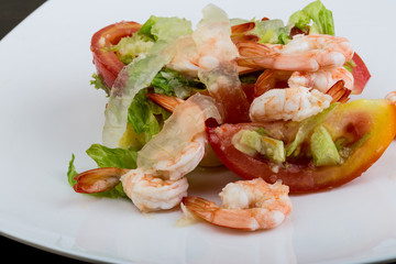 Shrimps with aloe vera salad