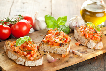 Frische Bruschetta