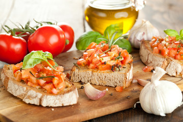 Frische Bruschetta