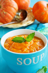 Vegetables (pumpkin, carrot) cream soup.