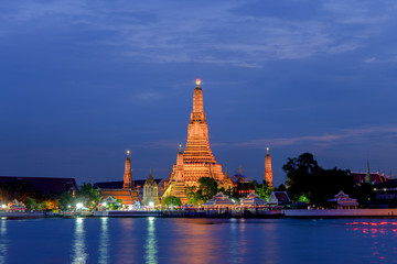 Naklejka premium Wat Arun in Bangkok