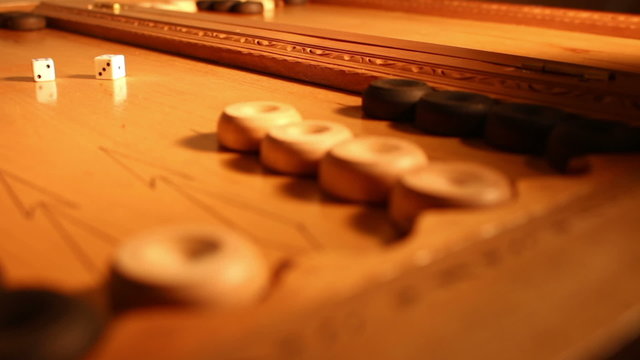 The game of backgammon .