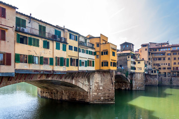 Fototapeta na wymiar famous Ponte Vecchio and skyline in Florence, Tuscany