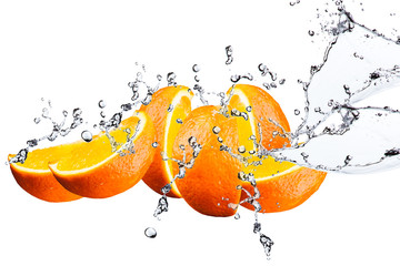 Obrazy na Plexi  Pomarańczowe owoce i bryzgająca woda