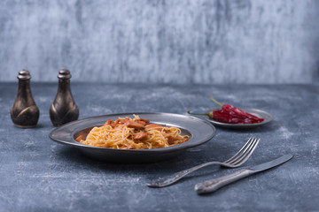 pasta with meat rustic style