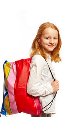 Maedchen mit Einkaufstasche