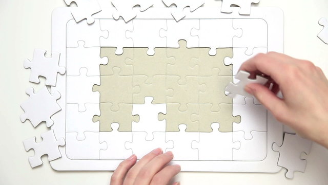 Puzzle l&ouml;sen Zeitraffe