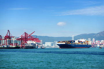 Fototapeta premium sea port and cranes