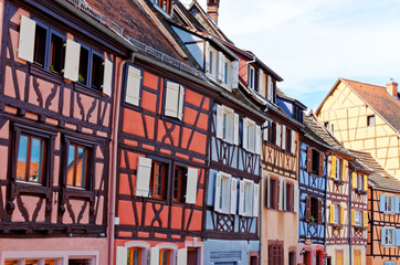 Maison colorée d'alsace