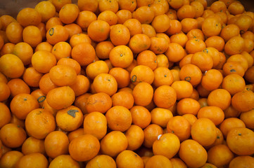 orange mandarins in the store