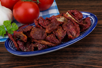 Dried tomtoes