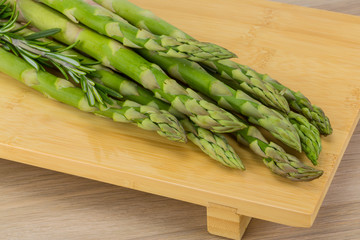 Raw asparagus