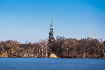 Schwanenteich Zwickau Blick zum Dom