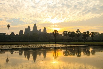 Fototapeta na wymiar Amazing Angkor Wat