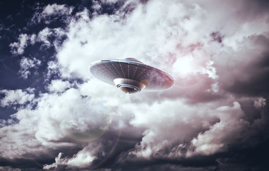 UFO in the sky © efks