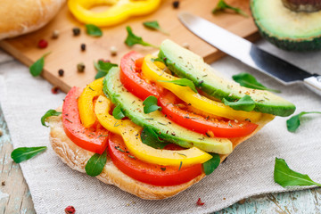 Avocado sandwich