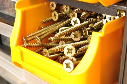Wandregal Sichtboxen in der Industrie