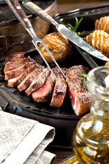 Steak mit bratkartoffel 