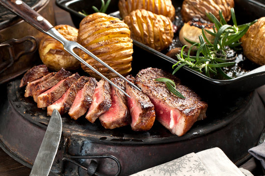 Steak mit bratkartoffel 