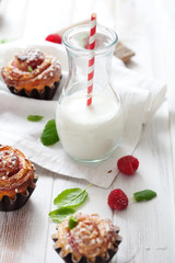 Raspberry sweet roll