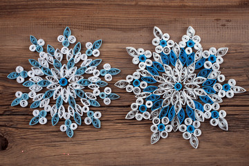 snowflake out of paper quilling