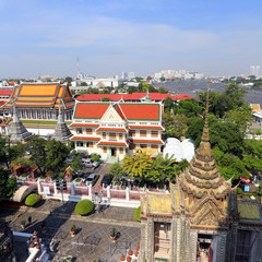 BANGKOK, THAILAND - December 15, 2014: Wat Arun (Temple of Dawn)