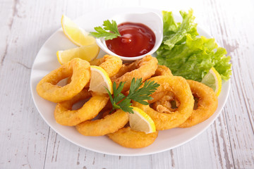 fried calamari rings