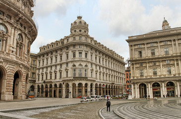 Obraz premium Fountain on Piazza de Ferrari.