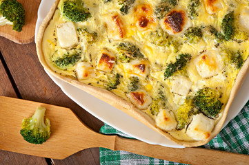 Quiche with broccoli and feta cheese