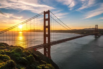 Papier Peint photo autocollant San Francisco Golden Gate Bridge au lever du soleil de San Francisco