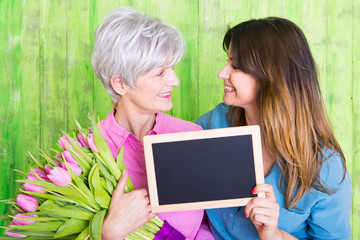 Muttertag Tochter und Mutter