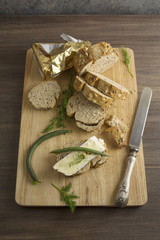 bread served with chesse brie