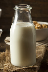 Refreshing Organic White Whole Milk