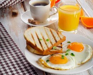 Photo sur Aluminium Oeufs sur le plat Nourriture et boisson saines pour le petit-déjeuner