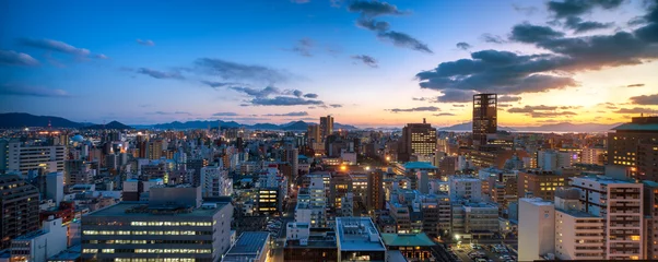 Foto auf Acrylglas Hiroshima Skyline bei Sonnenuntergang © eyetronic