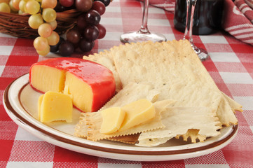 Gouda cheese and crackers