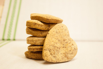 biscotti ai cereali a cuore
