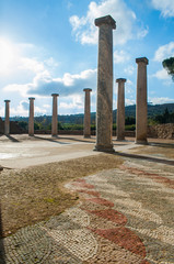 Fototapeta na wymiar Old roman columns