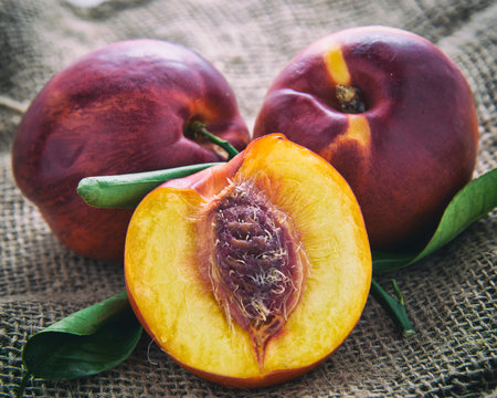 peach or nectarine