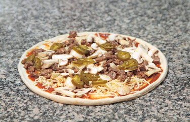 Pizza ( unbaked )