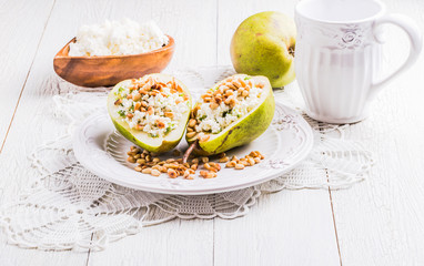 Breakfast of pears with cheese